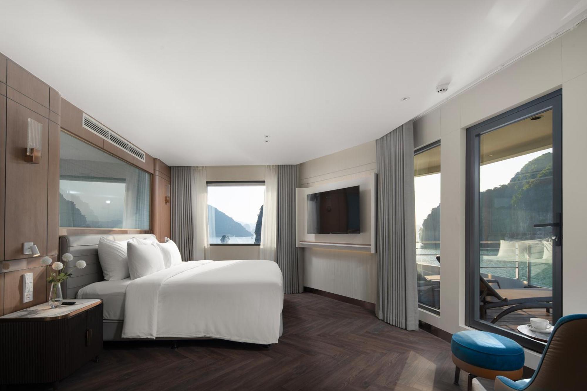Grand Pioneers Halong Bay Cruise 2 Hotel Ha Long Buitenkant foto