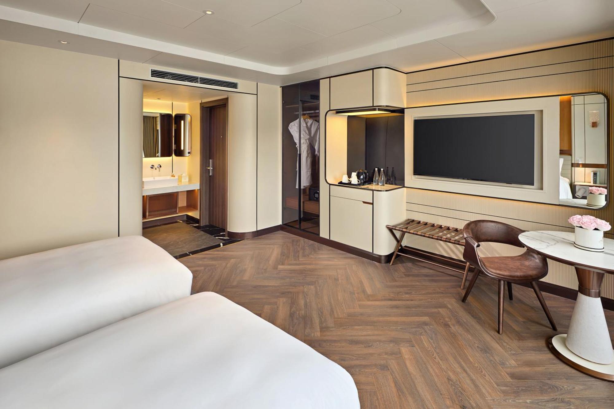 Grand Pioneers Halong Bay Cruise 2 Hotel Ha Long Buitenkant foto