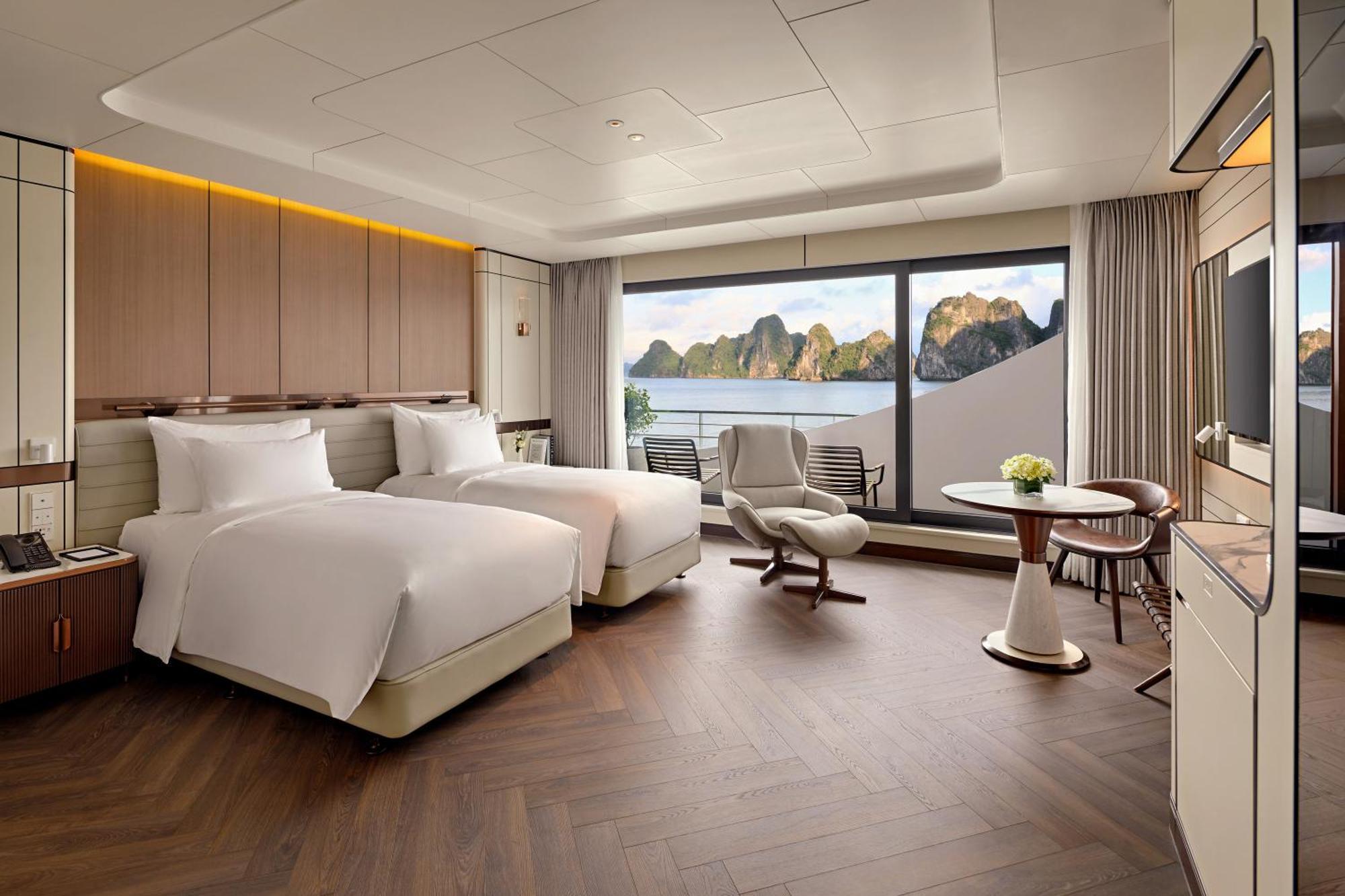 Grand Pioneers Halong Bay Cruise 2 Hotel Ha Long Buitenkant foto