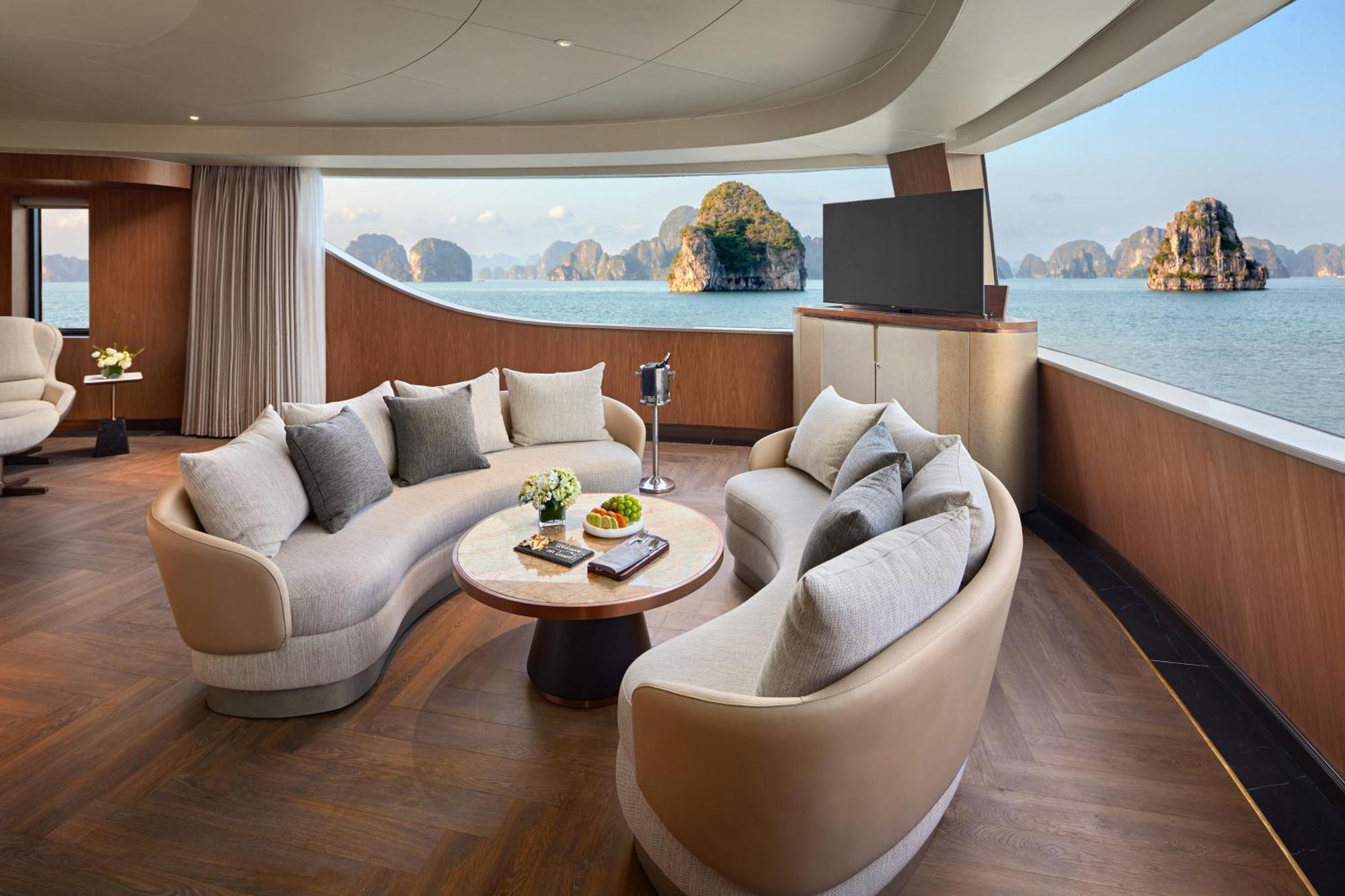 Grand Pioneers Halong Bay Cruise 2 Hotel Ha Long Buitenkant foto